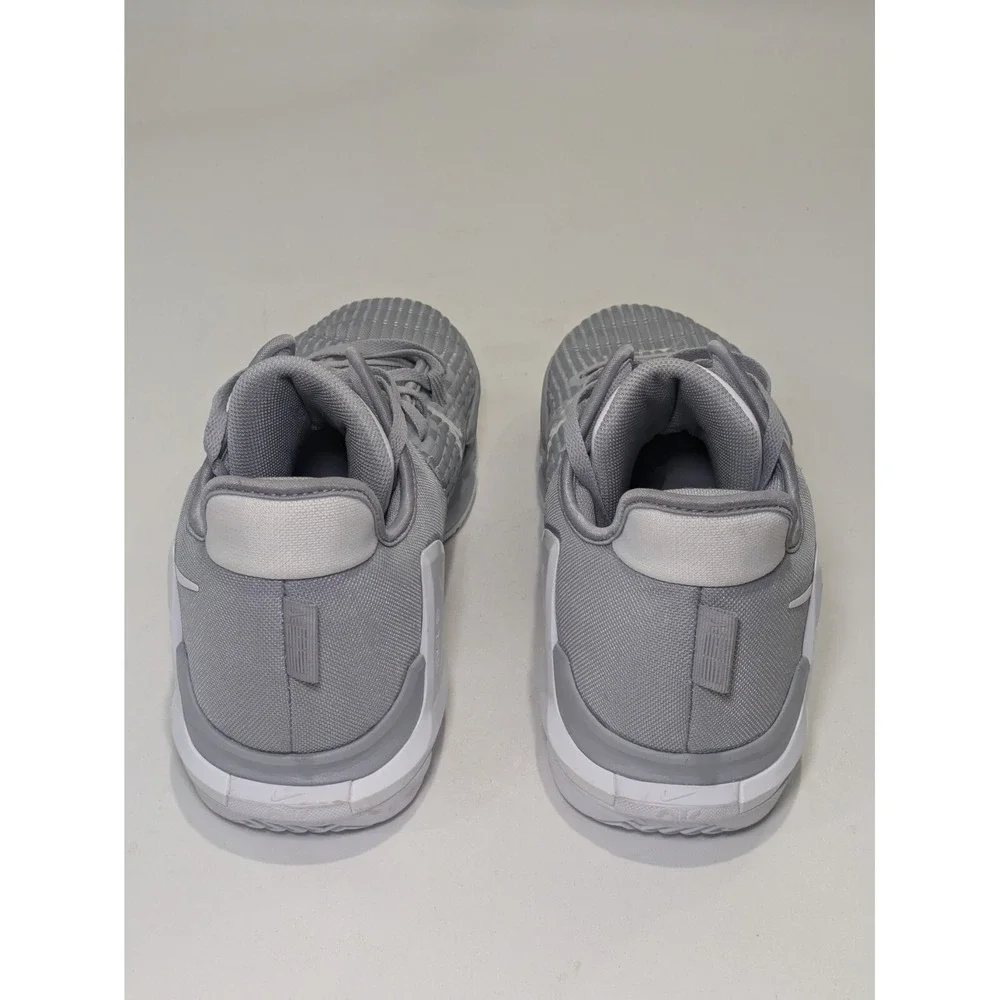 Nike‎ LeBron Witness 6 TB Wolf Grey Basketball DO9843-001 Men's 2022 Size 18